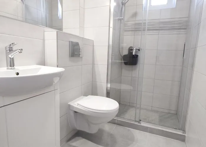 Rum i privatbostad M19 - Adults Only *