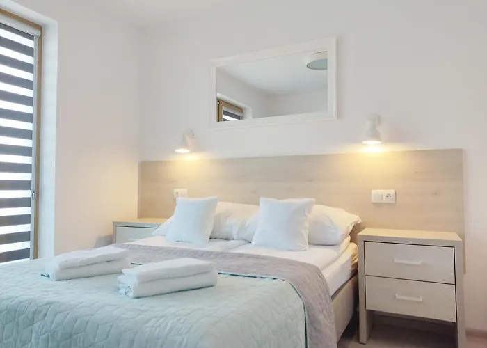 M19 - Adults Only Rum i privatbostad