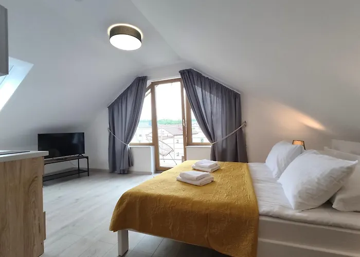 M19 - Adults Only Rum i privatbostad *